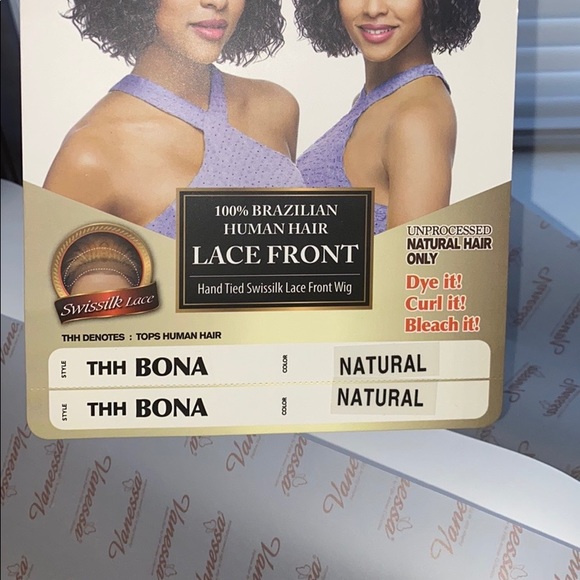 Lace frontal wig - Picture 3 of 6